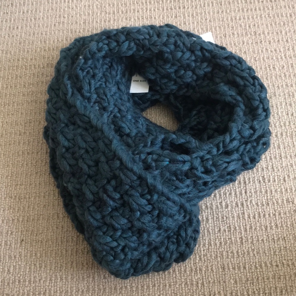 Blue Old Navy Infinity Scarf